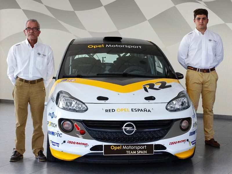 Opel pone en liza el tercer ADAM R2 con el joven Ángel Paniceres Opel pone en liza el tercer ADAM R2 con el joven Ángel Paniceres
