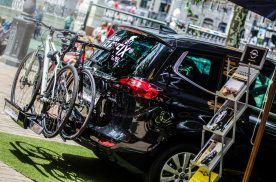 El portabicicletas Opel FlexFix muestra su potencial en el Triatlón de Vitoria El portabicicletas Opel FlexFix muestra su potencial en el Triatlón de Vitoria