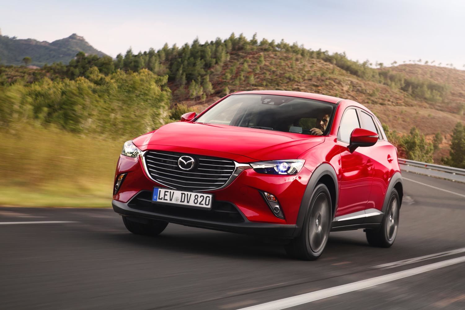 RÉCORD DE VENTAS DE VEHÍCULOS MAZDA EN EL PRIMER TRIMESTRE DE SU AÑO FISCAL RÉCORD DE VENTAS DE VEHÍCULOS MAZDA EN EL PRIMER TRIMESTRE DE SU AÑO FISCAL