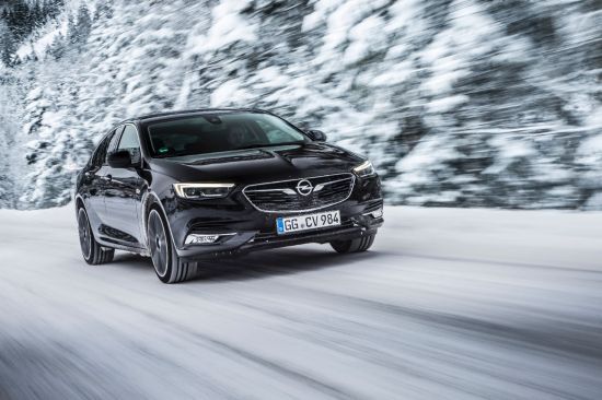 Tracción integral con reparto vectorial del par para el nuevo Opel Insignia Tracción integral con reparto vectorial del par para el nuevo Opel Insignia