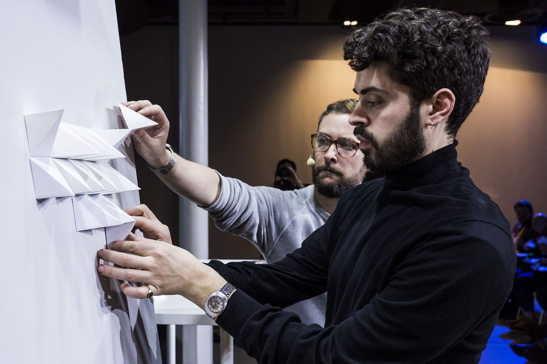 LÓBULO INAUGURA MAZDA CREATORS 2017 CON UN TALLER DE PAPERCRAFT Y DISEÑO LÓBULO INAUGURA MAZDA CREATORS 2017 CON UN TALLER DE PAPERCRAFT Y DISEÑO