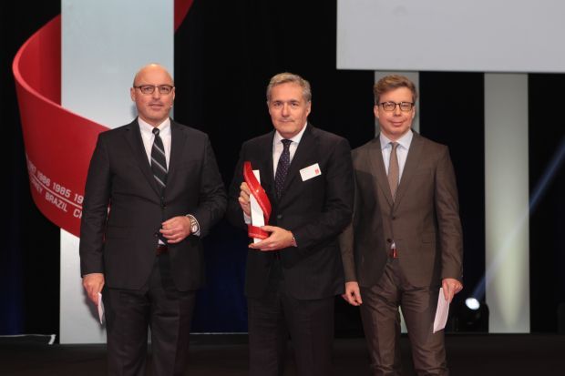 Doble victoria para Fiat Chrysler Automobiles – Alfa Romeo Giulia y Abarth 595 votados como “Best Car 2017” Doble victoria para Fiat Chrysler Automobiles – Alfa Romeo Giulia y Abarth 595 votados como “Best Car 2017”