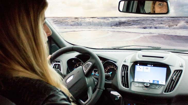El nuevo Kuga acerca a Lucía Martiño a la cresta de la ola El nuevo Kuga acerca a Lucía Martiño a la cresta de la ola