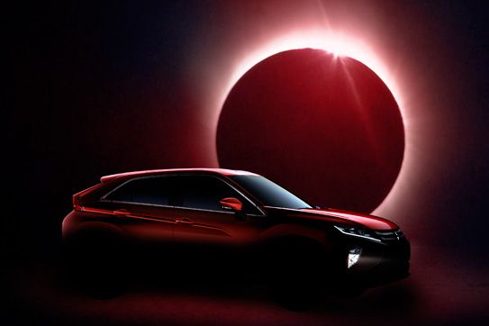 EL NUEVO SUV DE MITSUBISHI SE LLAMARÁ “ECLIPSE CROSS” EL NUEVO SUV DE MITSUBISHI SE LLAMARÁ “ECLIPSE CROSS”