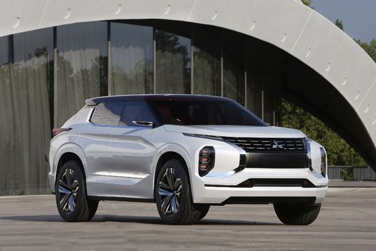 MITSUBISHI PRESENTA SUS NOVEDADES EN EL SALÓN DEL AUTOMÓVIL DE SHANGHAI MITSUBISHI PRESENTA SUS NOVEDADES EN EL SALÓN DEL AUTOMÓVIL DE SHANGHAI