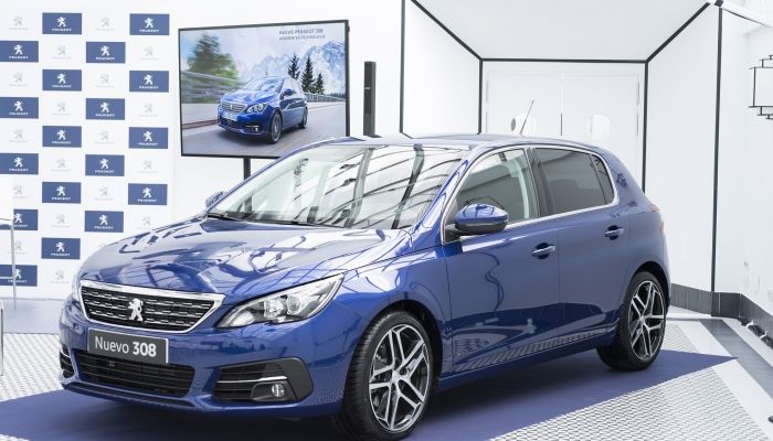 Peugeot y Pantomima Full, juntos para concienciar de la importancia de las nuevas Funciones de Ayudas a la Conducción Peugeot y Pantomima Full, juntos para concienciar de la importancia de las nuevas Funciones de Ayudas a la Conducción