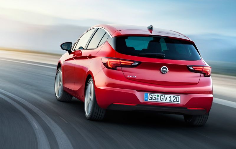 El nuevo Astra empieza a enamorar El nuevo Astra empieza a enamorar