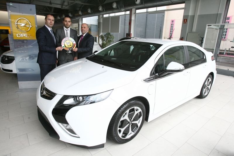 El nuevo Opel Ampera ya está en Santiago de Compostela El nuevo Opel Ampera ya está en Santiago de Compostela