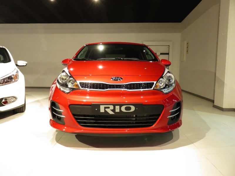 Ofertón Kia Rio con navegador por 12.000€(*) Ofertón Kia Rio con navegador por 12.000€(*)