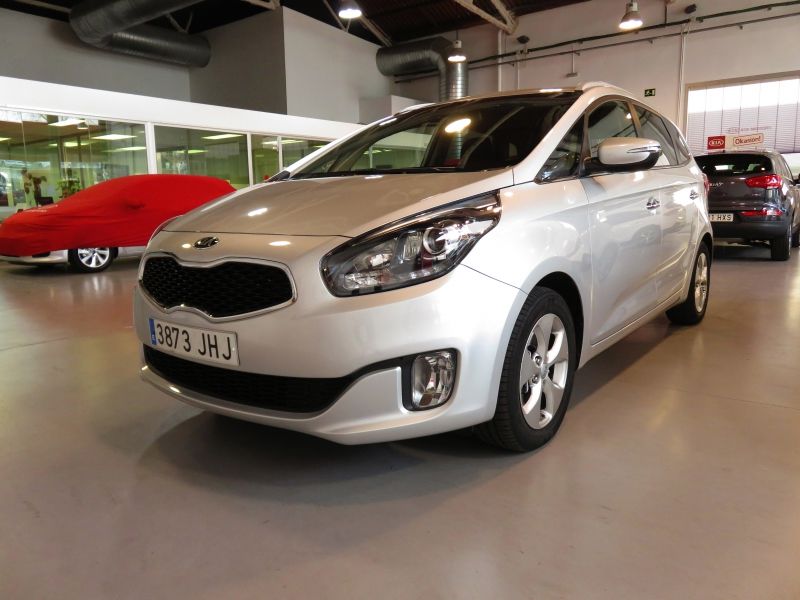 Kia Carens 1.7CRDi Eco-Dynamics x-Tech 7 Plazas Kia Carens 1.7CRDi Eco-Dynamics x-Tech 7 Plazas