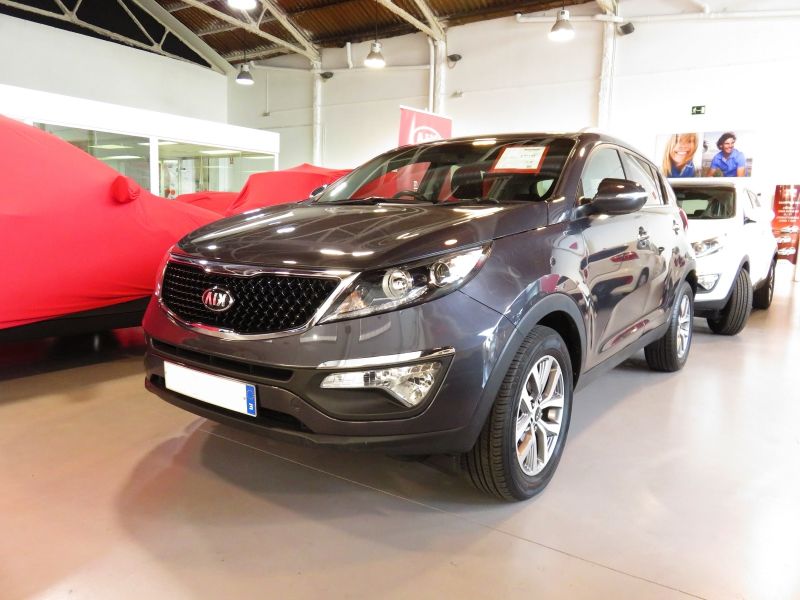 Kia Sportage 1.7 CRDi Drive por 17.300€(*) Kia Sportage 1.7 CRDi Drive por 17.300€(*)