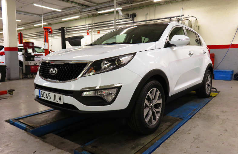 Kia Sportage 1.7 CRDi X-Tech de KM0 por 21.900€* Kia Sportage 1.7 CRDi X-Tech de KM0 por 21.900€*