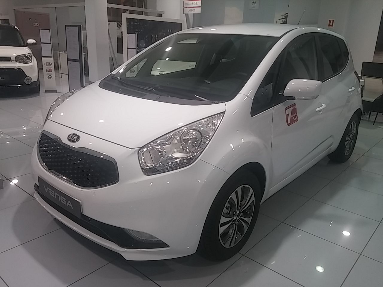 Kia Venga Concept, el monovolumen compacto de Kia a un precio irrepetible, por menos de 180€* al mes - Ultimas unidades - Kia Venga Concept, el monovolumen compacto de Kia a un precio irrepetible, por menos de 180€* al mes - Ultimas unidades -