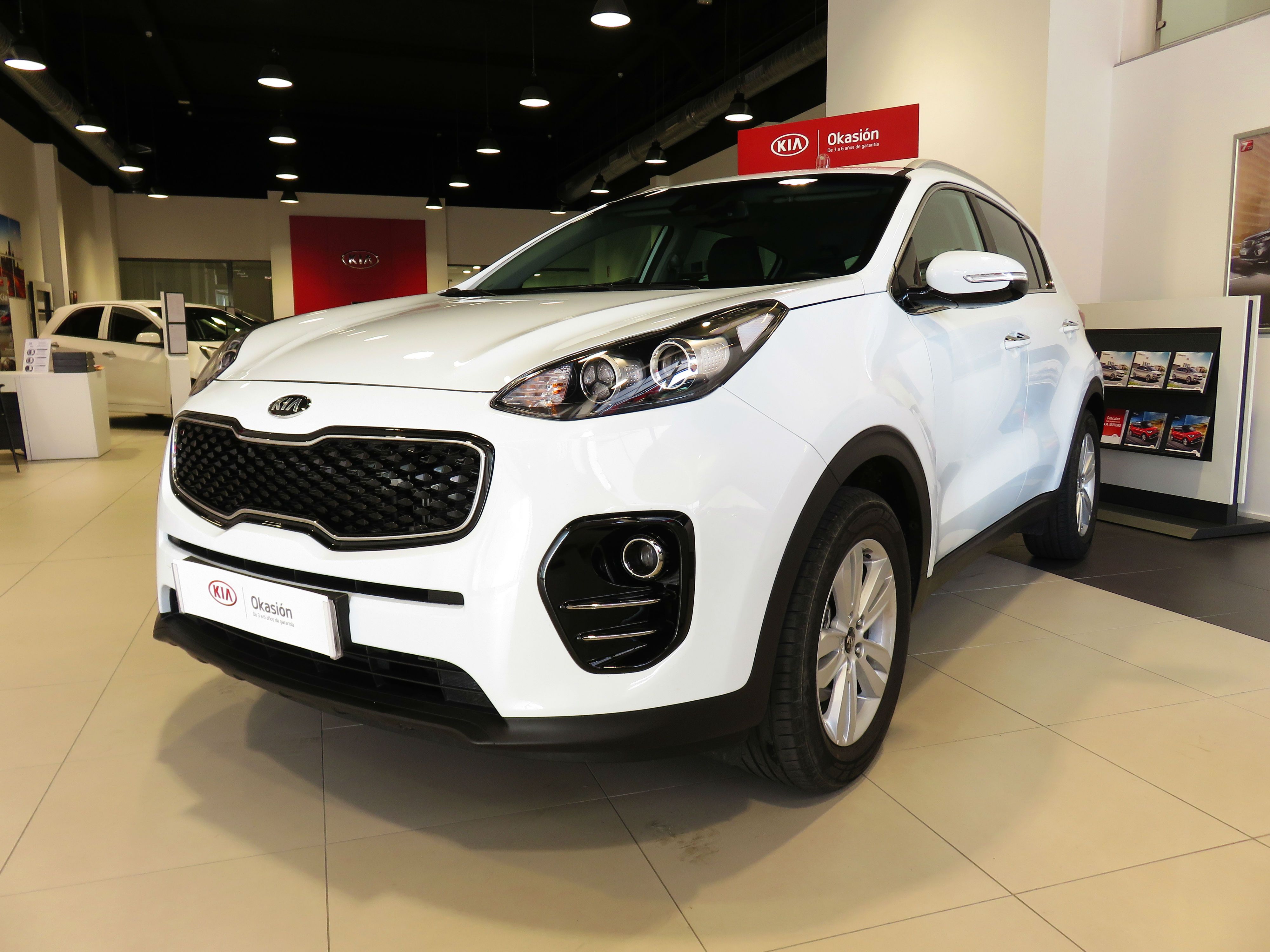 Kia Sportage 1.7CRDi VGT Eco-Dynamics Drive por 20.150€* Kia Sportage 1.7CRDi VGT Eco-Dynamics Drive por 20.150€*