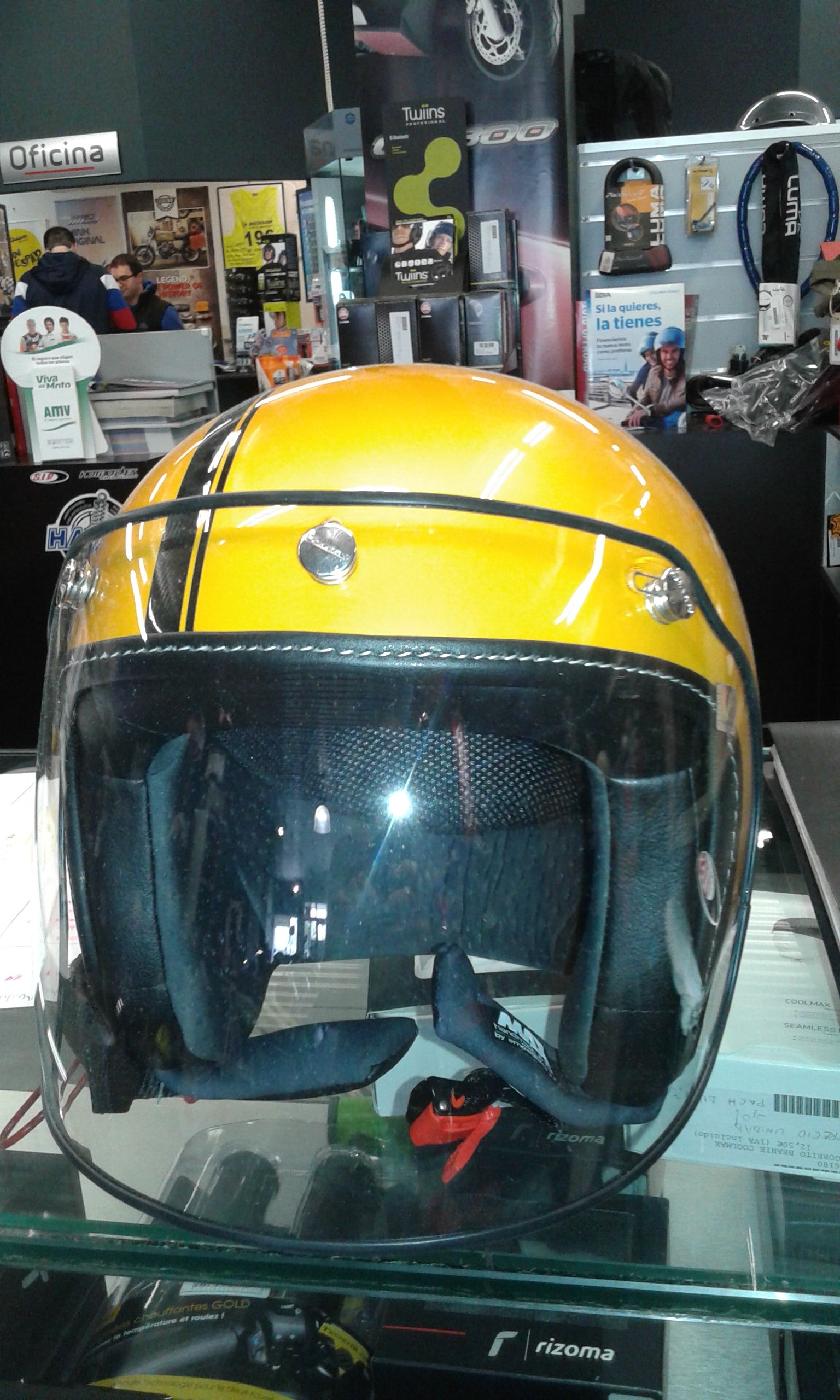 MOTO GUZZI un icono del estilo MOTO GUZZI un icono del estilo