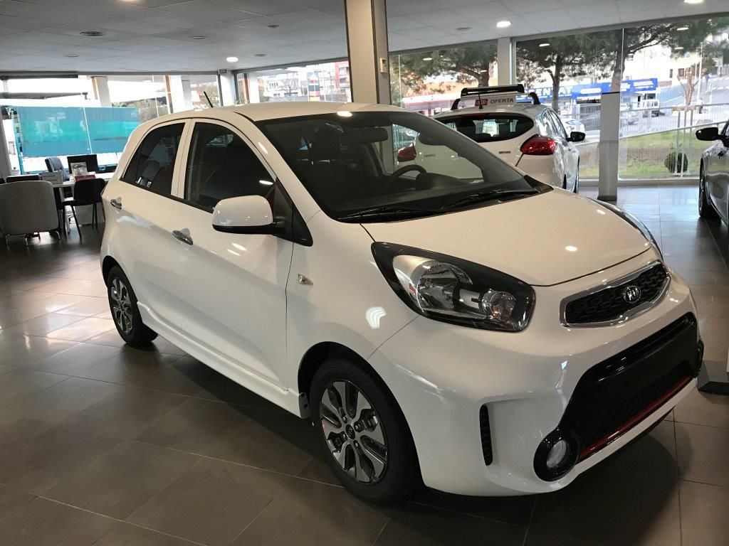 OFERTA PICANTO F/L 1.0 CVVT X-TECH 5P. PREU: 9.095'00€ OFERTA PICANTO F/L 1.0 CVVT X-TECH 5P. PREU: 9.095'00€