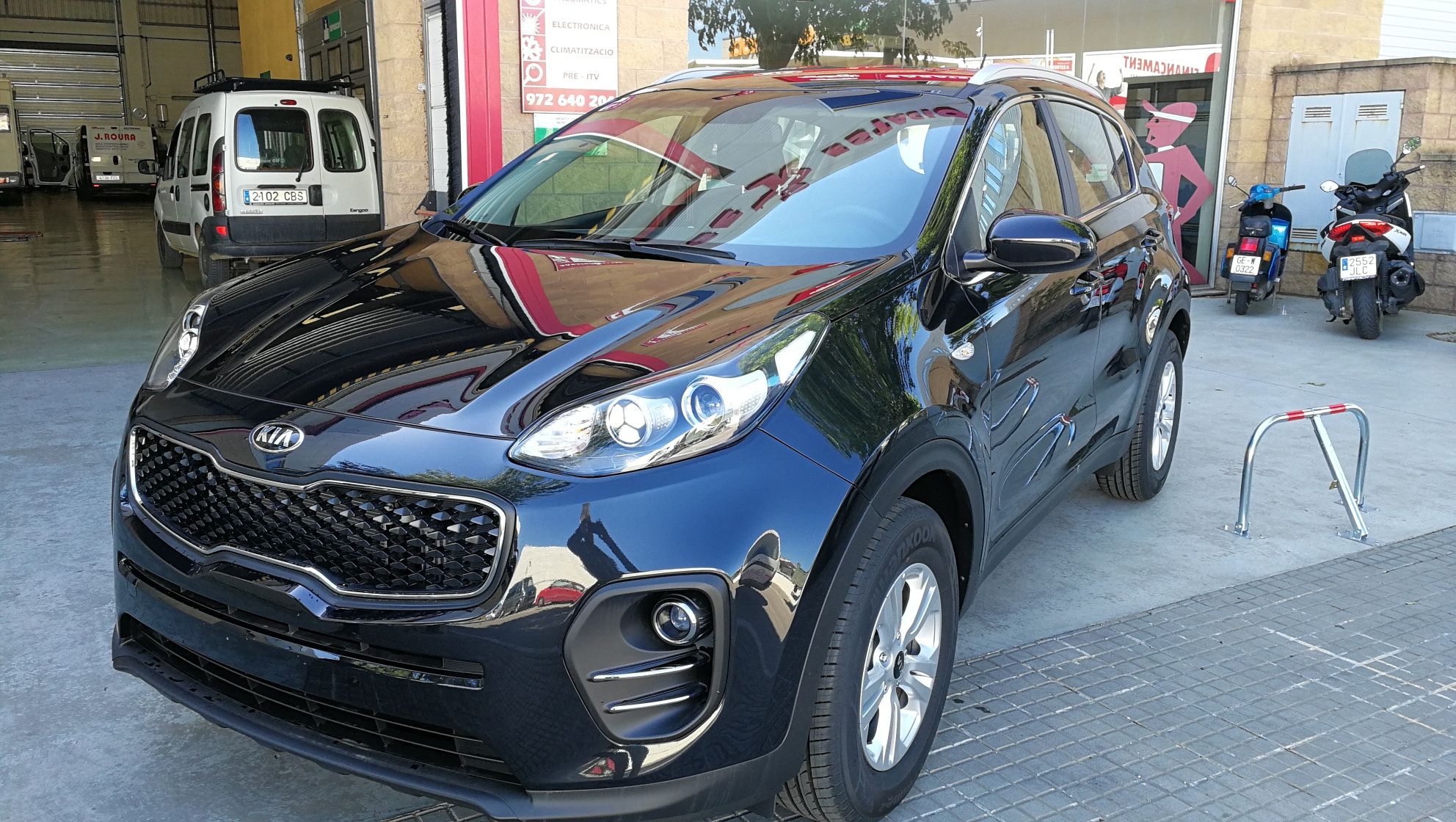 OFERTA KIA SPORTAGE 1.7 CRDI 115CV CONCEPT PREU: 19.400'00€ OFERTA KIA SPORTAGE 1.7 CRDI 115CV CONCEPT PREU: 19.400'00€