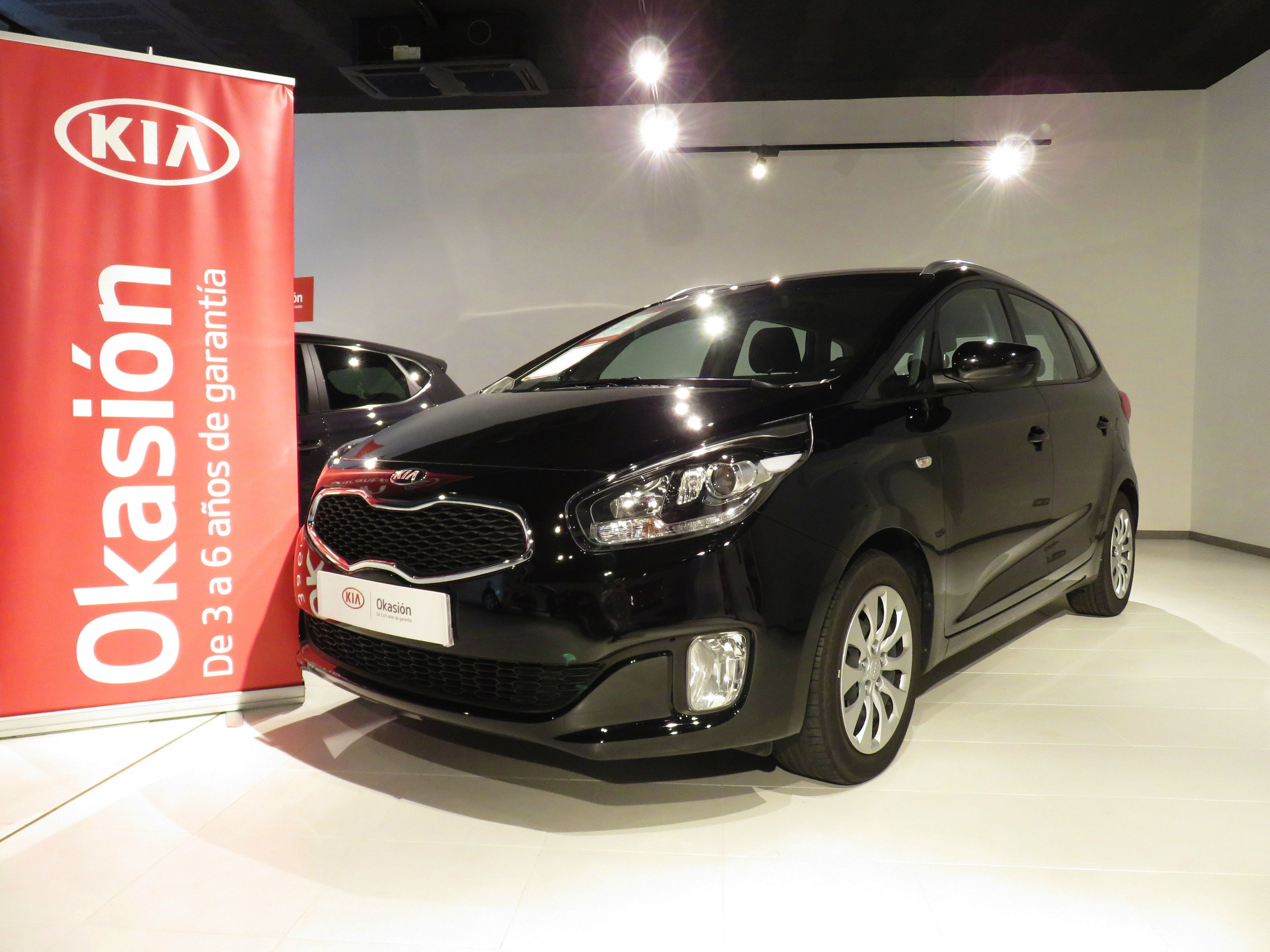 Kia Carens 1.7CRDi Concept 7 plazas por 15.550€* Kia Carens 1.7CRDi Concept 7 plazas por 15.550€*
