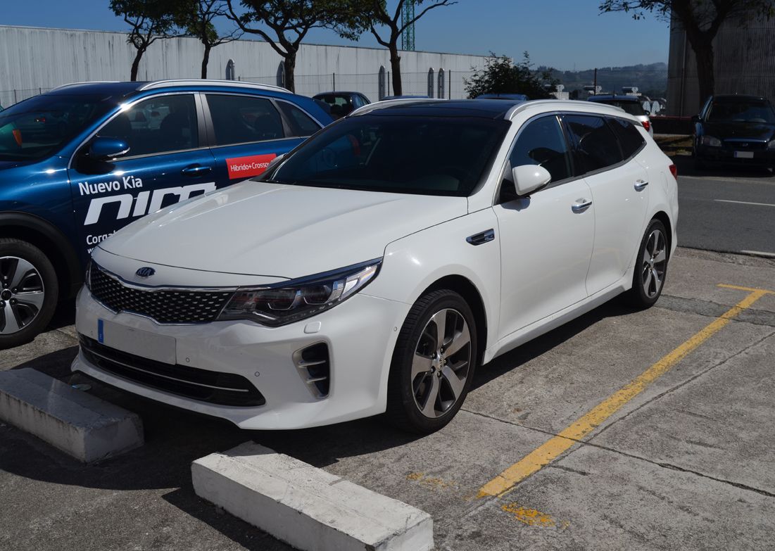 VERANO OKASIÓN EN CORGAL AUTOMÓVILES- KIA OPTIMA ECO-DYNAM GT LINE VERANO OKASIÓN EN CORGAL AUTOMÓVILES- KIA OPTIMA ECO-DYNAM GT LINE